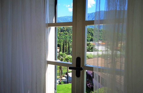 Tremezzina Apartment | Spacious apartment a few min walk from Como Lake