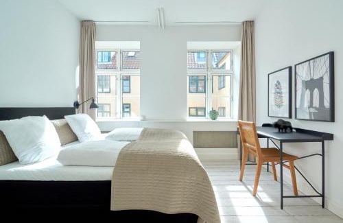 Copenhagen City Centre Apartment | Spacious Apartment Centrally Located in CPH's Old Town