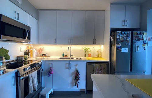 Deer Park Apartment | Spacious apartment, great location, free parking included, 1 minute to subway