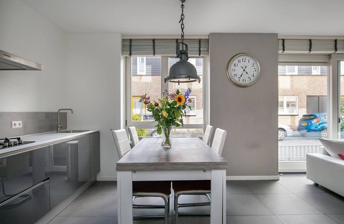 Moordrecht Apartment | Spacious apartment in a relaxing landscapen