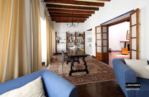 Historical Center Apartment | Spacious Apartment In Limassol