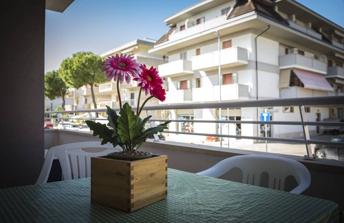 Martinsicuro Apartment | spacious apartment 100 meters from the sea with terrace