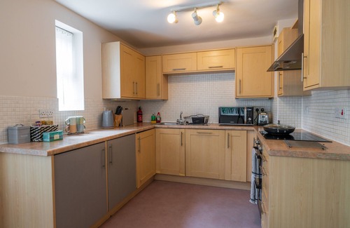 Olton Apartment | Spacious Apartment, Near to NEC and City Centre.