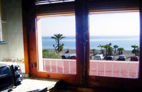 La Herradura Condo | spacious apartment on the beach in La Herradura