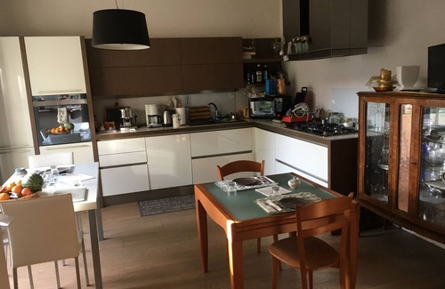 Bedizzole Apartment | Spacious apartment with garden