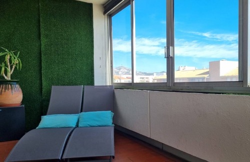 La Plage Apartment | Spacious apartment with panoramic sea view & parking