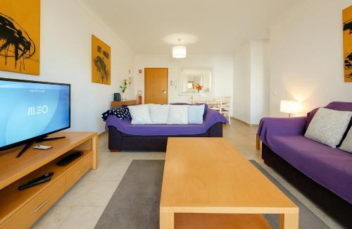 Funchal Apartment | Spacious Apartment with Huge Terrace and Swimming Pool