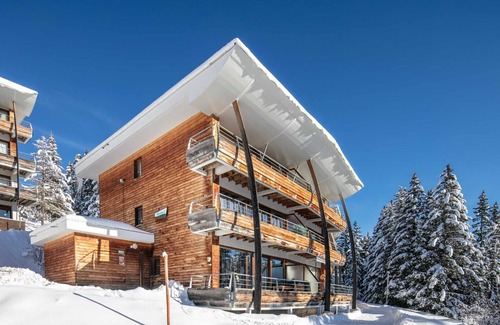 Chamrousse Apartment | Spacious apt 8 ppl, terrace, near the ski station