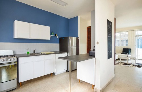 Ocean Park House | Spacious & beautiful beach house, steps from the ocean!