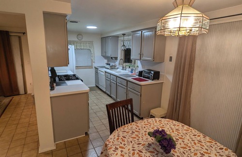 Novi House | Spacious Beautiful home in Novi