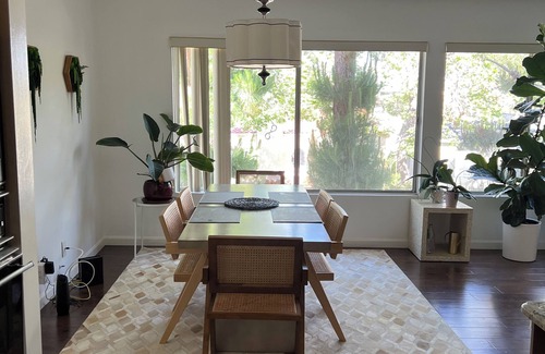 Beverly Hills Apartment | Spacious Beverly Hills condo with a nice view