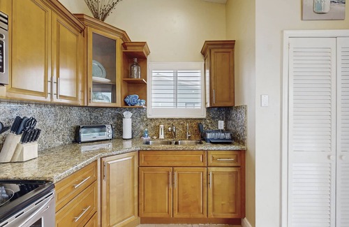 Sunrise Point House | Spacious canal-front home with balcony - monthly rental