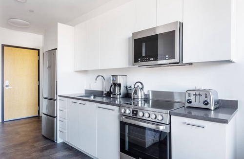Central Square Apartment | Spacious Central Square Studio w/Doorman, near T Stop