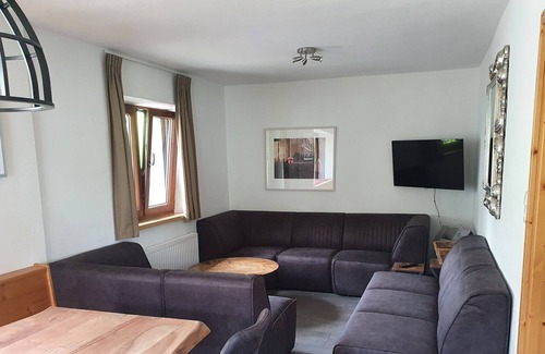 Kirchberg in Tirol Ski Chalet | Spacious Chalet in Kirchberg with Mountain View