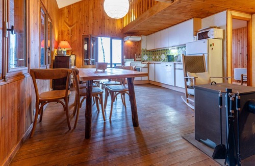 La Lechere Ski Chalet | Spacious chalet 8 pers, terrace with mountain view