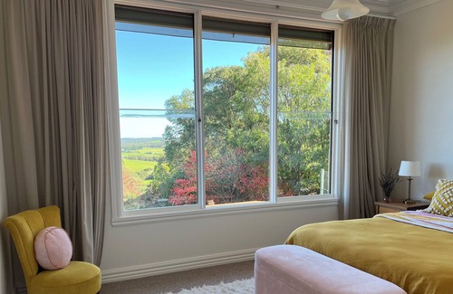 Waratah North House | Spacious Coastal Retreat With Sweeping Views, Close to Wilsons Prom