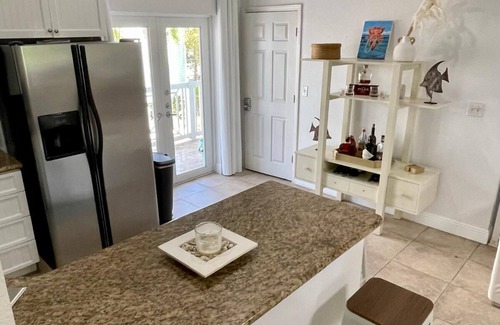 Alice Town House | Spacious Condo Bimini Bay Resort, Bahamas, 2Bedrooms/2 Bathrooms, sleeps 8