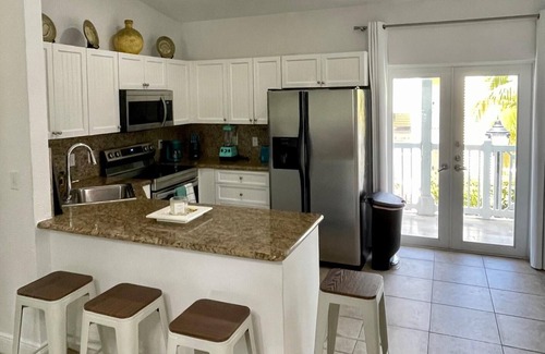 Alice Town House | Spacious Condo Bimini Bay Resort, Bahamas, 2Bedrooms/2 Bathrooms, sleeps 8