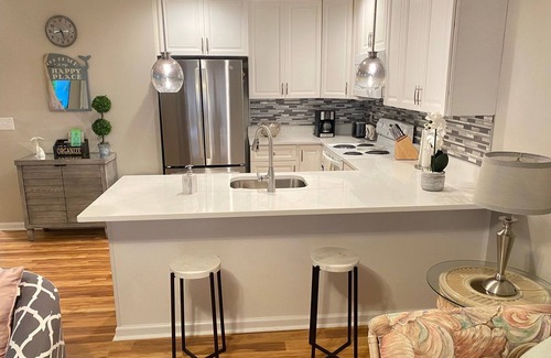 North Carolina Coast Condo | Spacious Condo! Great Beach and Location! Awesome Sunsets! nLinens provided!
