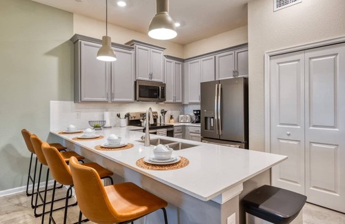 Four Corners Apartment | Spacious Condo-Modern Decor, Star Wars Bedroom