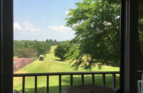 Bellaire Condo | Spacious condo, Tee 1 Summit Golf course, beautiful views of the rolling greens!