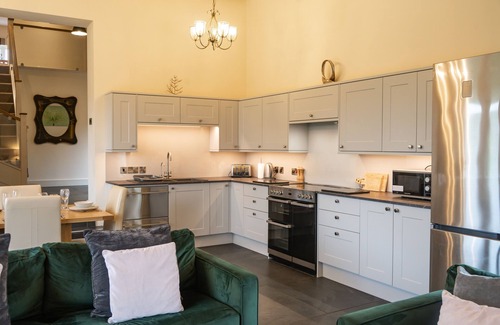 Aldborough House | Spacious converted barn in North Norfolk with private hot tub & close to beaches