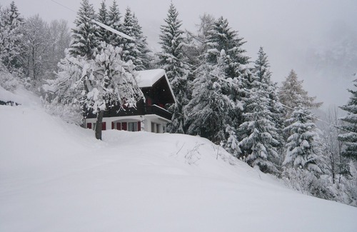 Chamoson Ski Chalet | Spacious cottage with views breathtaking in central Valais (Switzerland)