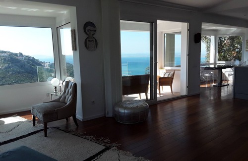 Roses Town Center Villa | Spacious designer villa with stunning sea and mountain views, pool and hot tub