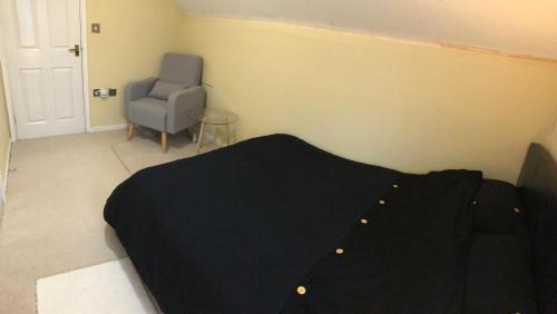 King's Lynn House | Spacious double bedrooms sharing new bathroom, en-suite option available, Kings Lynn