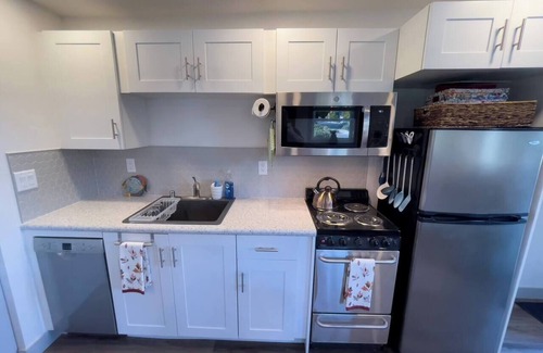 York Apartment | Spacious Downtown Studio | A+ Location | Near WWU
