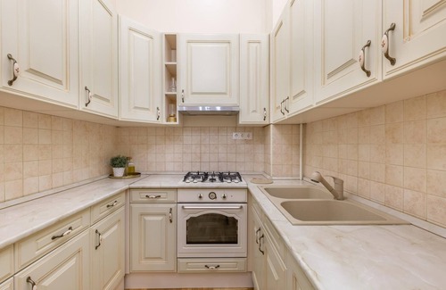 Erzsebetvaros Apartment | spacious family apartment in the city center