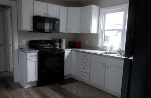 Tell City House | Spacious family-friendly 4-bedroom house in downtown Tell City