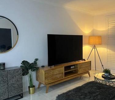 Campbelltown House | Spacious family home
