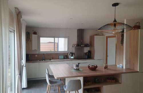 Romille House | Spacious family home ideally located in BRITTANY