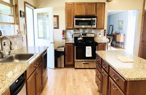 Jefferson House | Spacious Farmhouse on Davis Stream to Damariscotta Lake with 5 bedrooms