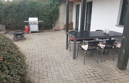 Dringenberg Apartment | Spacious ❤️Ferienwohnung in the castle village Dringenberg ❤️ for 6 persons