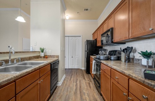 Fossil Creek House | Spacious flat w/hot tub and pool!10 mi to Downtown!~22 mi to DFW Airport