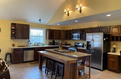 Herod House | Spacious four bedroom country private home, large kitchen, wi-fi. Nature awaits.