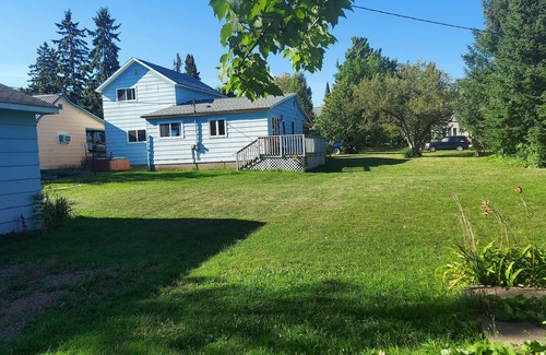 Washburn House | Spacious four bedroom house -walking distance to Lake Superior/Washburn shops