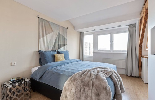 Haarlem Apartment | Spacious fully renovated and beautiful furnished apartment in the center of Haarlem.