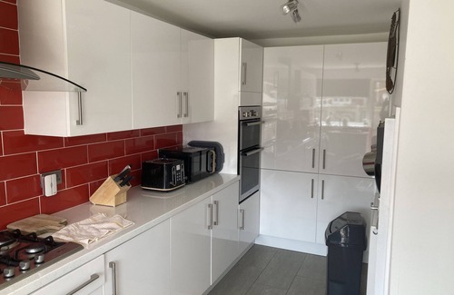 Newbiggin-by-the-Sea House | Spacious 3 bedroom house, 5 minutes to the beach, large garden, dogs welcome.