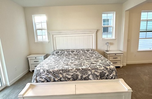 The Pinery House | Spacious Guest suite