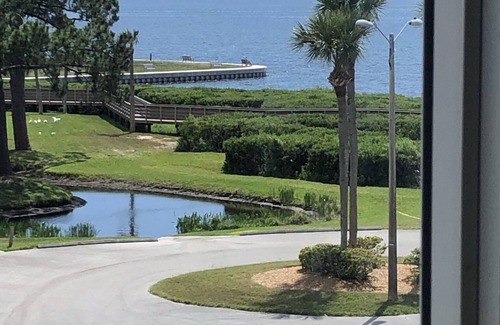 Tarpon Springs House | Spacious gulf view home nestled between 2 nearby beaches with pool and hot tub.