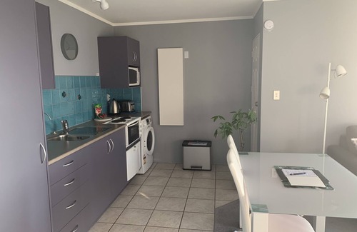 Onerahi Apartment | Spacious harbourside apartment with amazing views