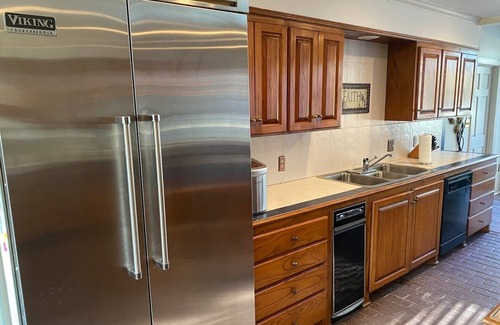 Winterville House | Spacious Hideaway | 5 bds, 3 ba