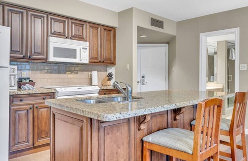 Oro-Medonte Apartment | Spacious Hideaway in Nature