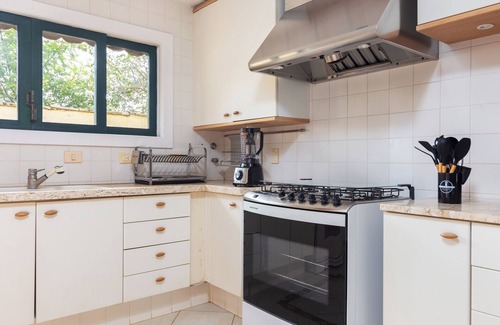 Regiao dos Lagos Cottage | Spacious house in Buzios for 8 people