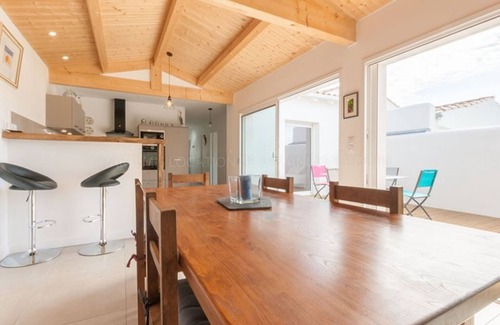 Le Bois-Plage-en-Re House | Spacious house in Le Bois-Plage-en-Ré with terrace and parking