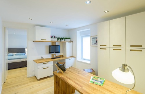 Plouguin House | Spacious holiday home with heated indoor pool