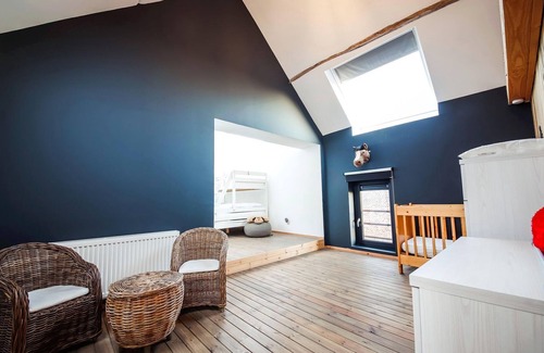 Gesves House | Spacious holiday home in Gesves with garden